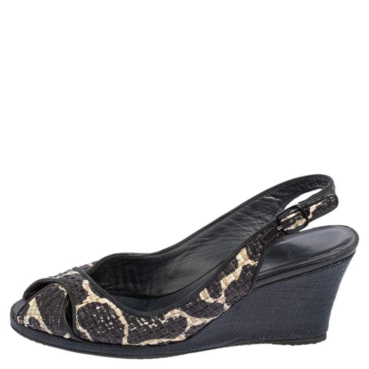 Pre Owned Stuart Weitzman Black/White Woven Straw Cross Strap Wedge Sandals Size 40