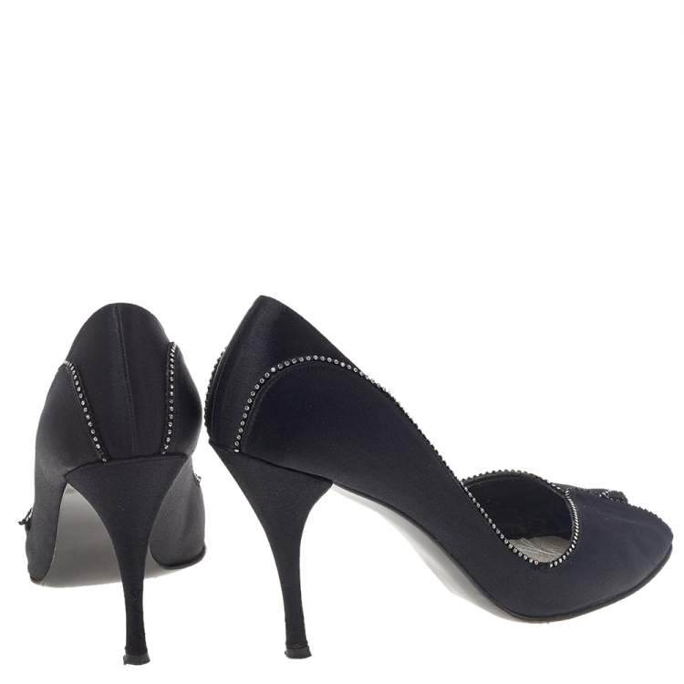 Pre Owned Stuart Weitzman Black Satin Embellished Peep Toe Pumps Size 40