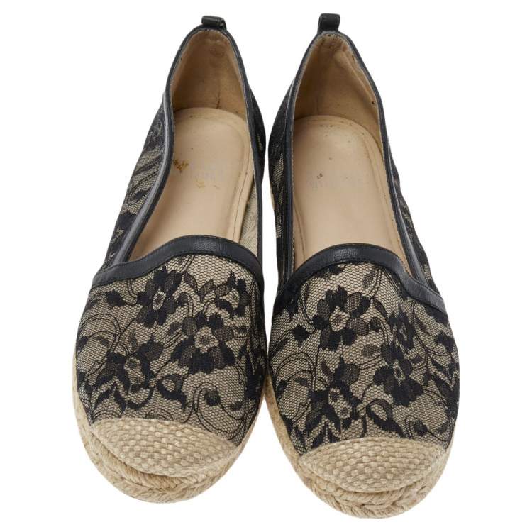 Pre Owned Stuart Weitzman Black Lace and Leather Espadrille Flats Size 37