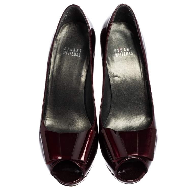 Pre Owned Stuart Weitzman Burgundy Patent Leather Peep Toe Bow Pumps Size 38