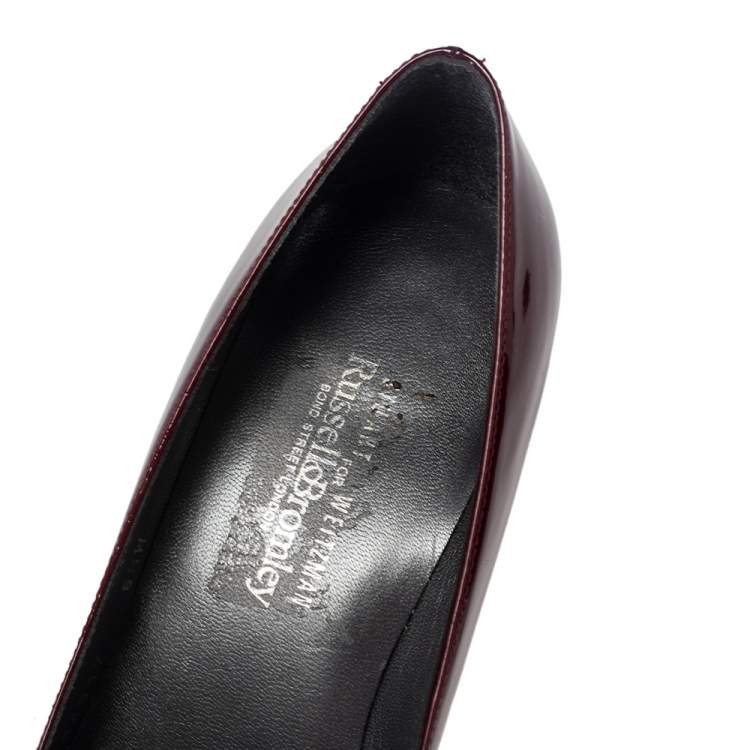 Pre Owned Stuart Weitzman Burgundy Patent Leather Round Toe Pumps Size 37