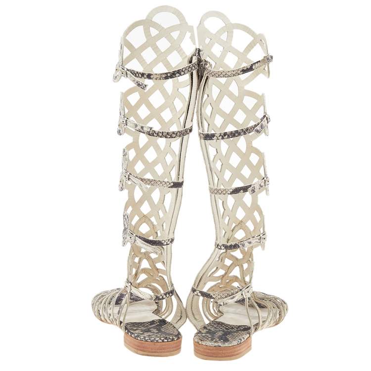 مملوكة مسبقًا Stuart Weitzman Beige Python Embossed Leather Gladiator Sandals Size 36.5