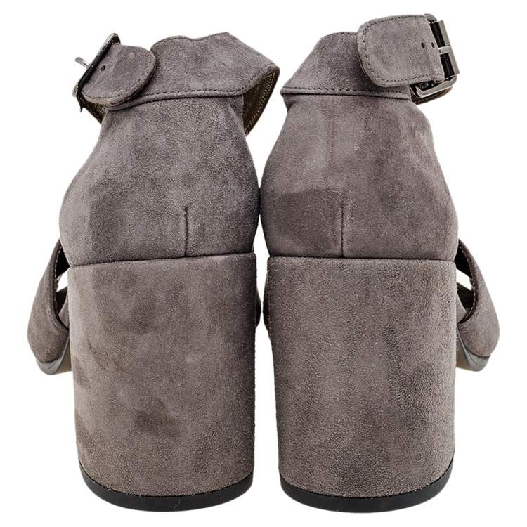 Pre Owned Stuart Weitzman Grey Suede Sohogal Ankle Strap Sandals Size 39