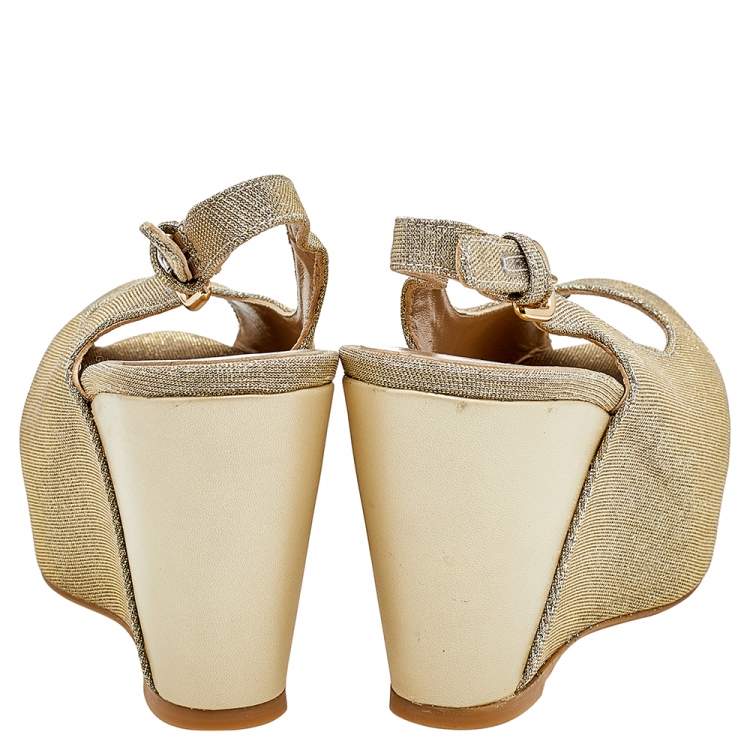 Pre Owned Stuart Weitzman Gold Glitter and Leather Slingback Wedge Sandals Size 39