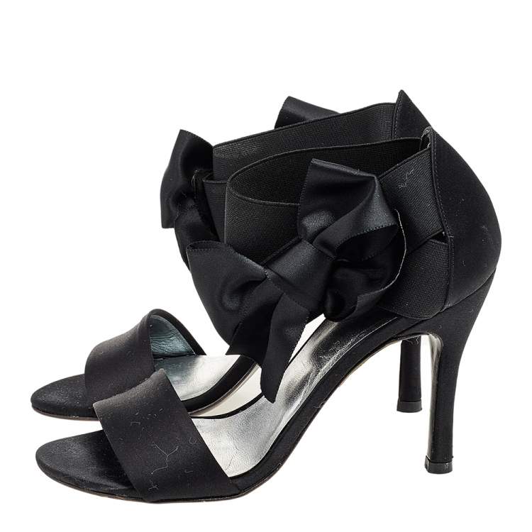 Pre Owned Stuart Weitzman Black Satin and Elastic Bestow Ankle Strap Sandals Size 36.5
