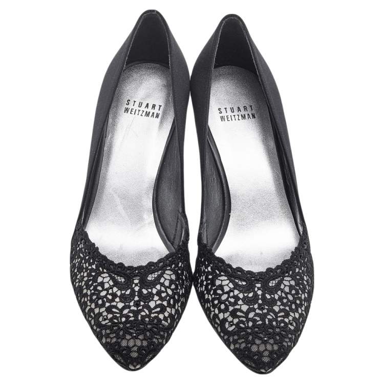 Pre Owned Stuart Weitzman Black Satin and Lace Almond Toe Pumps Size 38