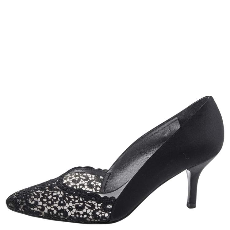 Pre Owned Stuart Weitzman Black Satin and Lace Almond Toe Pumps Size 38