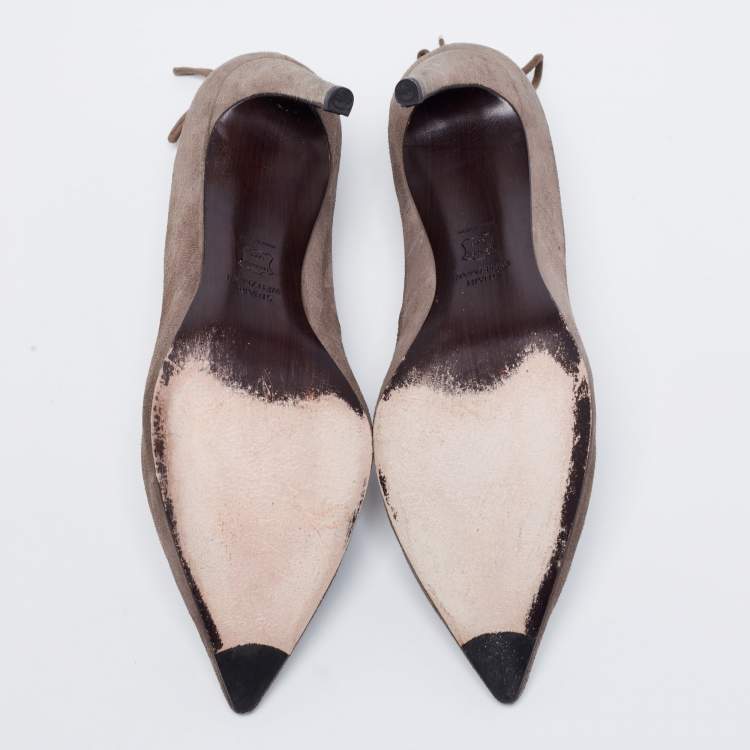 Pre Owned Stuart Weitzman Grey Suede Peekabow Pumps Size 38
