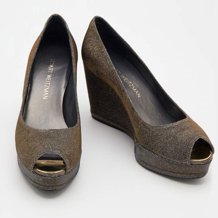 Pre Owned Stuart Weitzman Metallic Two Tone Lurex Fabric Anna Wedge Platform Pumps Size 38