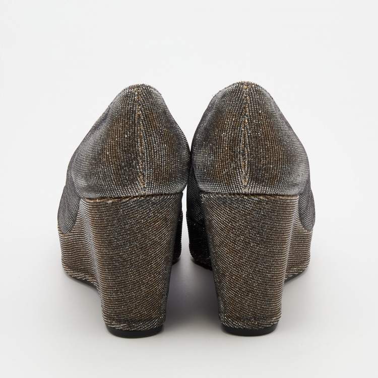 Pre Owned Stuart Weitzman Metallic Two Tone Lurex Fabric Anna Wedge Platform Pumps Size 38