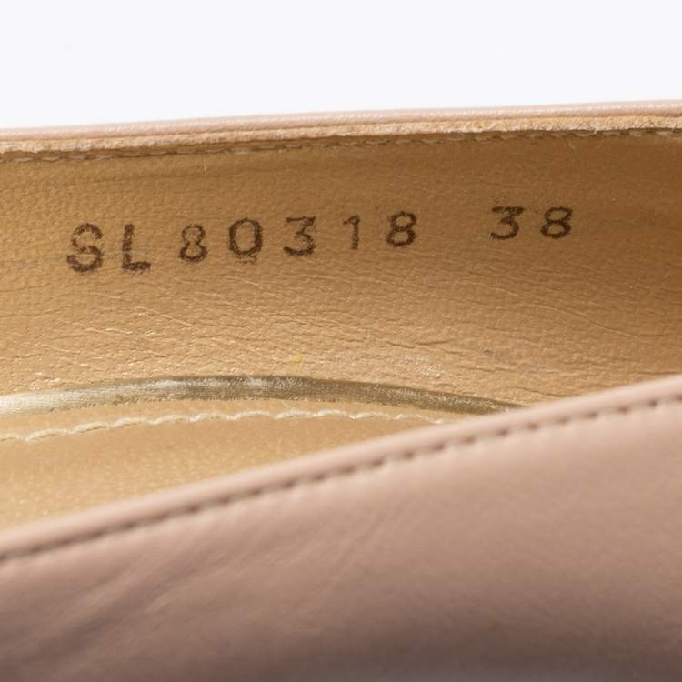 Pre Owned Stuart Weitzman Beige Leather Platform Pumps Size 38