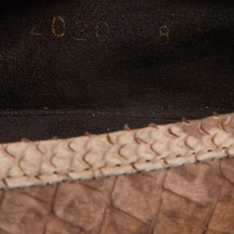 Pre Owned Stuart Weitzman Brown Python Embossed Leather Loafer Pumps Size 38.5