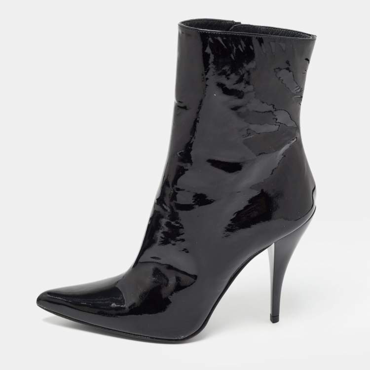 Pre Owned Stuart Weitzman Black Patent Zip Ankle Boots Size 38 