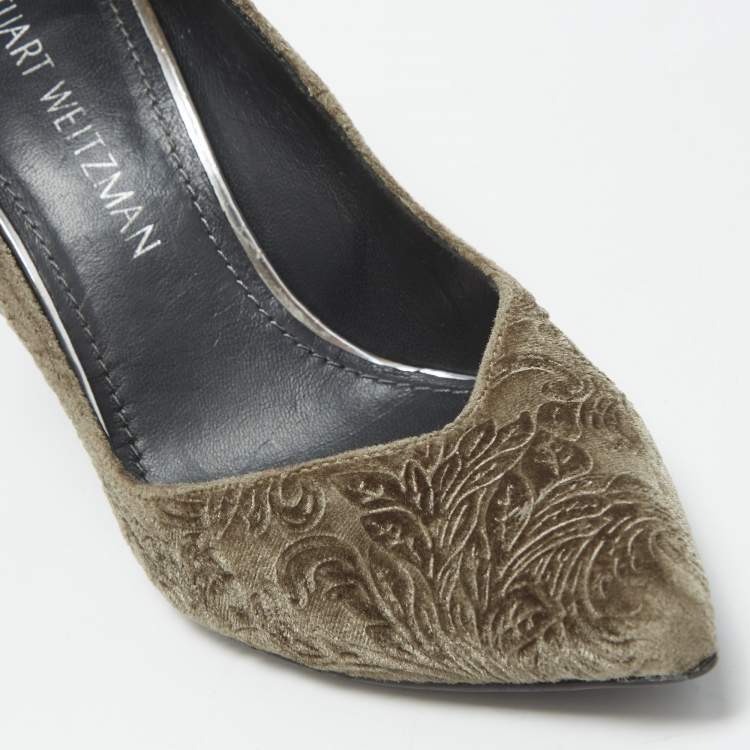 Pre Owned Stuart Weitzman Olive Green Textured Velvet Block Heel Pumps Size 37
