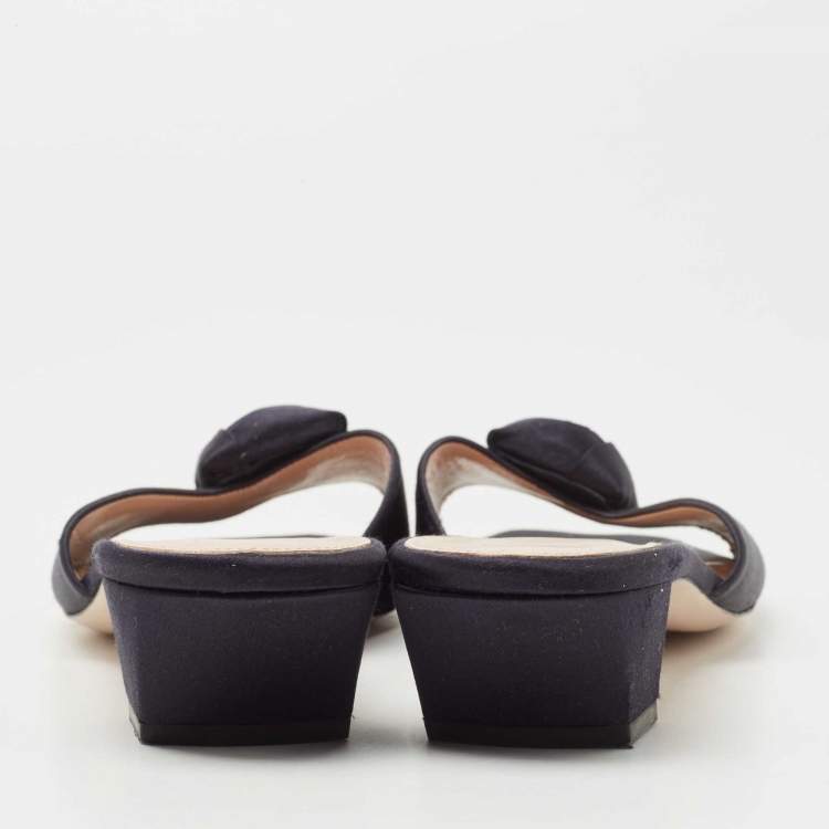 Pre Owned Stuart Weitzman Black Satin Bow Mules Size 41