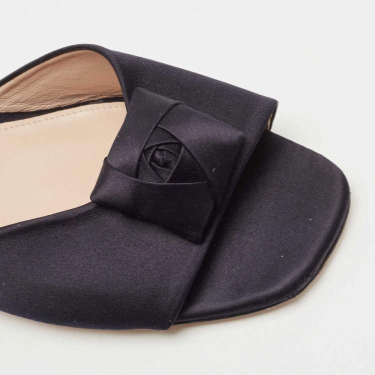 Pre Owned Stuart Weitzman Black Satin Bow Mules Size 41