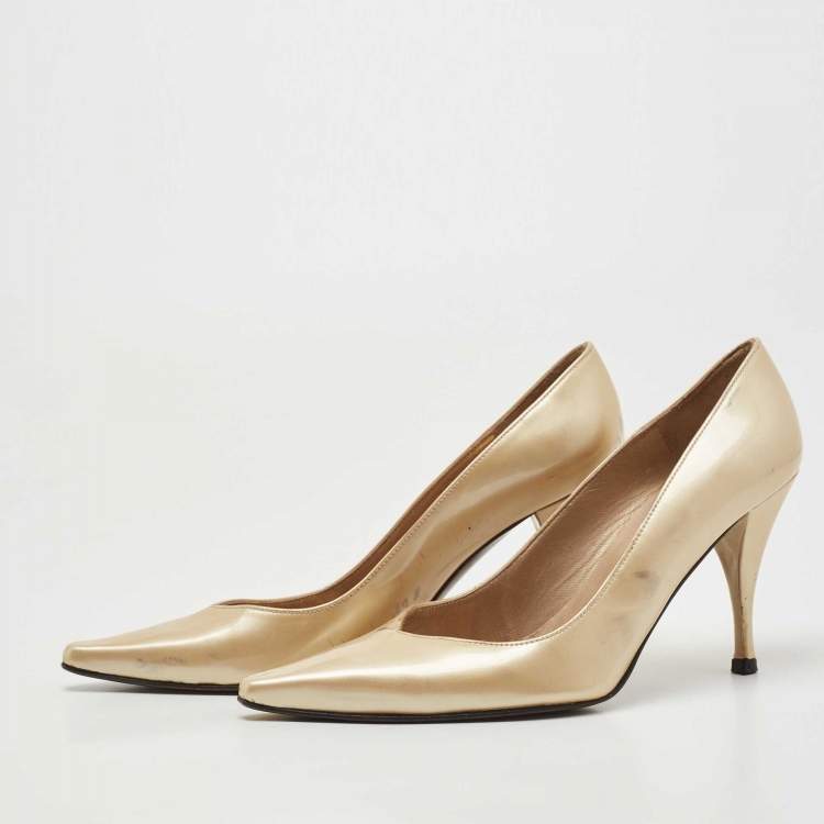 Pre Owned Stuart Weitzman Beige Patent Leather Pumps Size 36