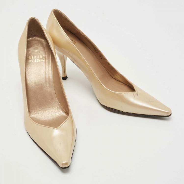 Pre Owned Stuart Weitzman Beige Patent Leather Pumps Size 36