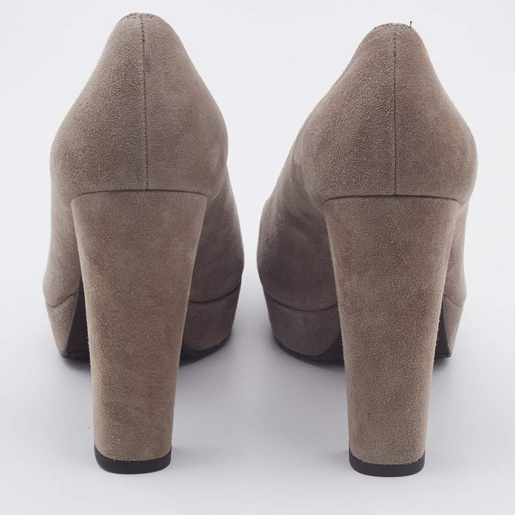 Pre Owned Stuart Weitzman Grey Suede Block Heel Pumps Size 37.5