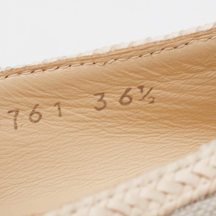 Pre Owned Stuart Weitzman Beige Canvas and Leather Trimmed Bow Detail Ballet Flats Size 36.5