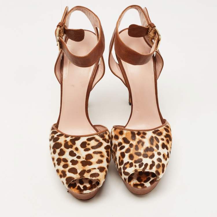 Pre Owned Stuart Weitzman Brown Leather and Leopard Print Pony Hair Platform Ankle Strap Sandals Size 38.5
