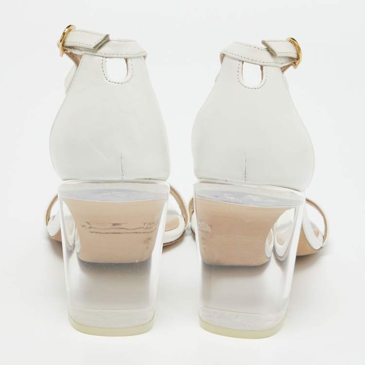 Pre Owned Stuart Weitzman White Leather Ankle Strap Sandals Size 36.5