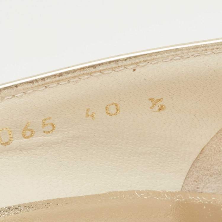Pre Owned Stuart Weitzman Gold Foil Leather Pointed Toe Pumps Size 40.5