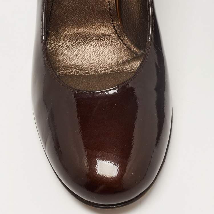 Pre Owned Stuart Weitzman Brown Patent Leather Round Toe Pumps Size 35.5