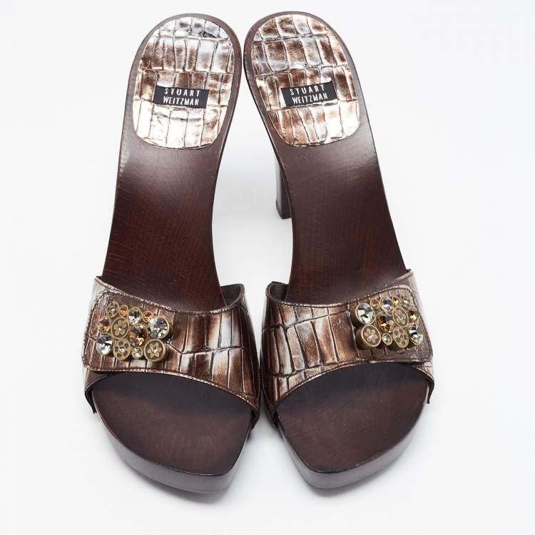 مملوكة مسبقًا Stuart Weitzman Two Tone Croc Embossed Leather Slides Size 40.5