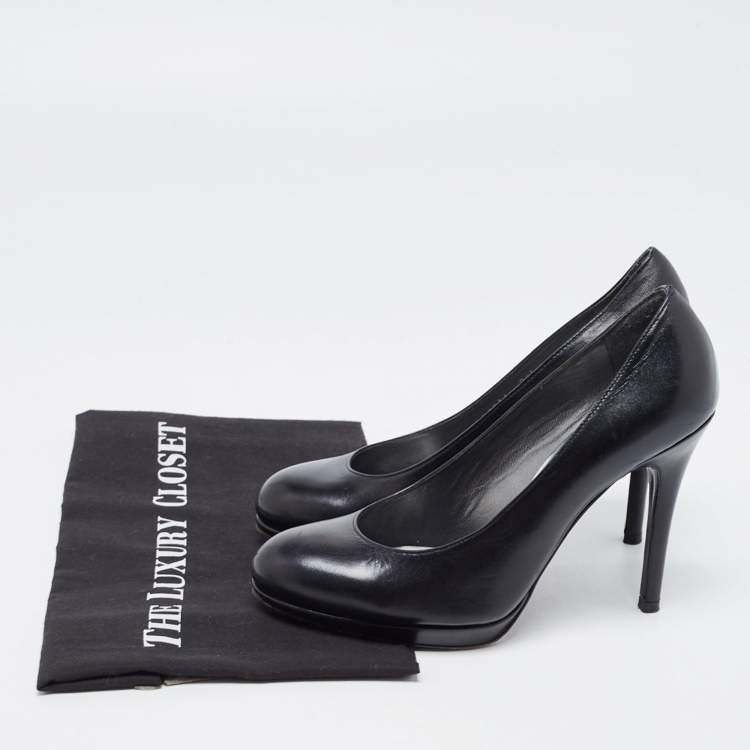 Pre Owned Stuart Weitzman Black Leather Platform Pumps Size 38.5
