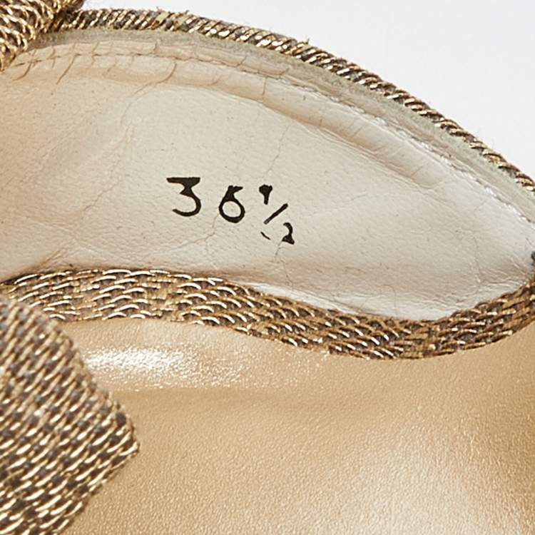 Pre Owned Stuart Weitzman Gold Glitter Fabric Bow Open Toe D'orsay Pumps Size 36.5