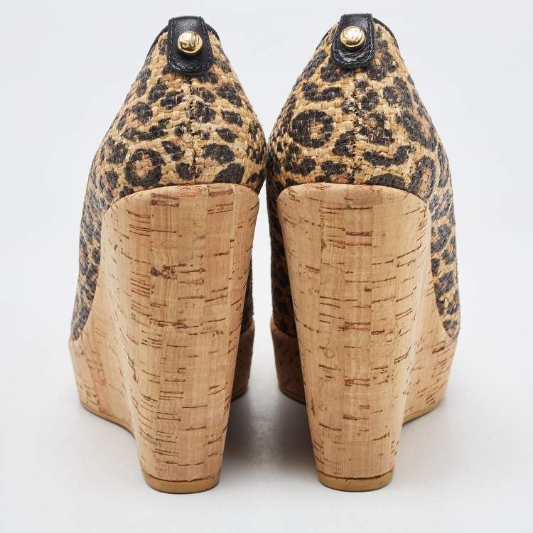 Pre Owned Stuart Weitzman Brown/Beige Raffia Cork Wedge Pumps Size 37.5