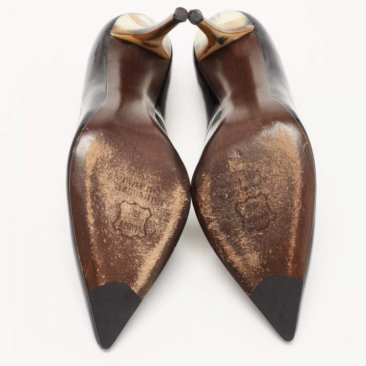 Pre Owned Stuart Weitzman Black Patent Leather Slip On Pumps Size 36.5