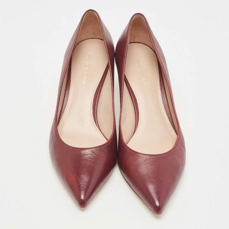 Pre Owned Stuart Weitzman Burgundy Leather Pointed Toe Pumps Size 39