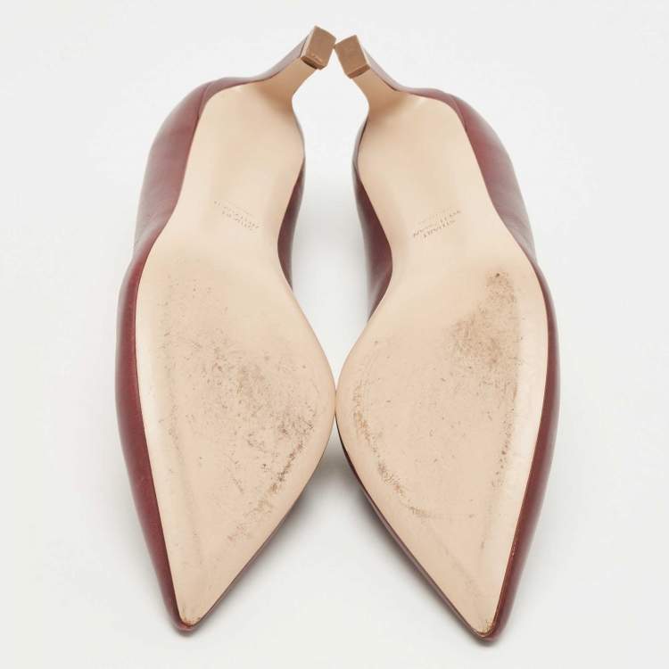 Pre Owned Stuart Weitzman Burgundy Leather Pointed Toe Pumps Size 39