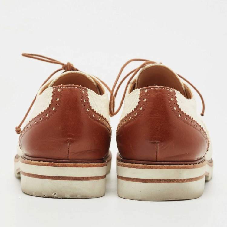 Pre Owned Stuart Weitzman Cream/Brown Canvas and Leather Brogue Oxfords Size 41