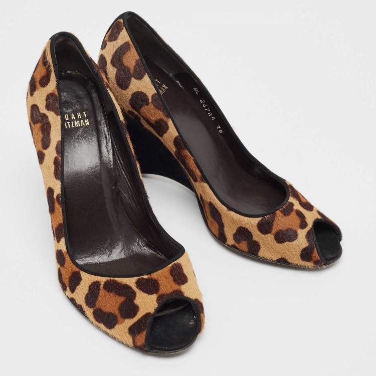 Pre Owned Stuart Weitzman Brown/Beige Animal Print Calf Hair Peep Toe Wedge Pumps Size 38