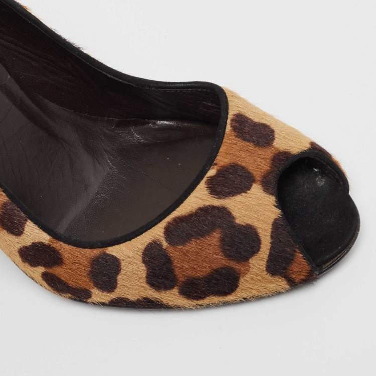 Pre Owned Stuart Weitzman Brown/Beige Animal Print Calf Hair Peep Toe Wedge Pumps Size 38