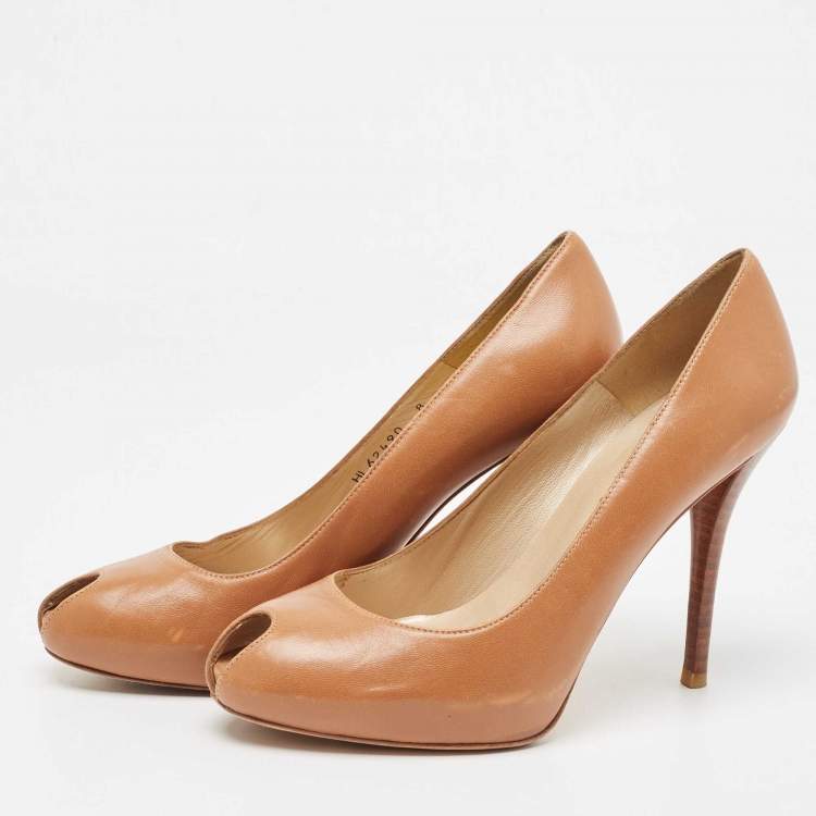Pre Owned Stuart Weitzman Brown Leather Peep Toe Pumps Size 38.5