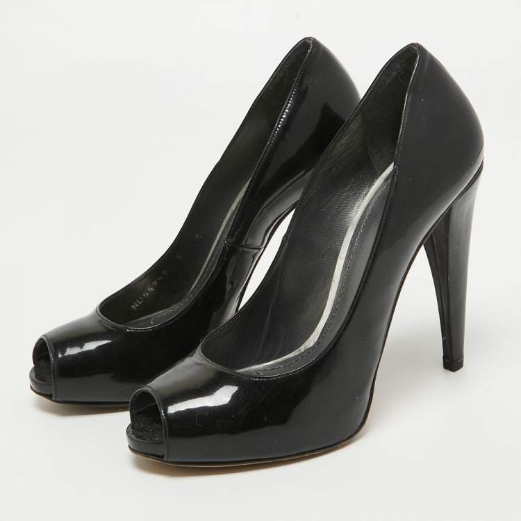 Pre Owned Stuart Weitzman Black Patent Platform Round Toe Pumps Size 39.5