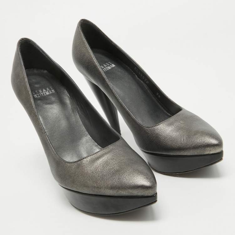 Pre Owned Stuart Weitzman Metallic Grey Leather Platform Pumps Size 38