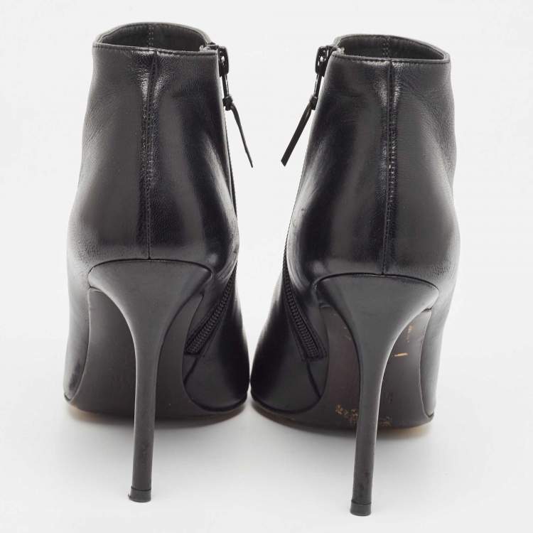 Pre Owned Stuart Weitzman Black Leather Ankle Length Pointed Toe Booties Size 39.5