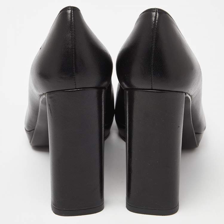 Pre Owned Stuart Weitzman Black Leather Platform Pumps Size 38.5