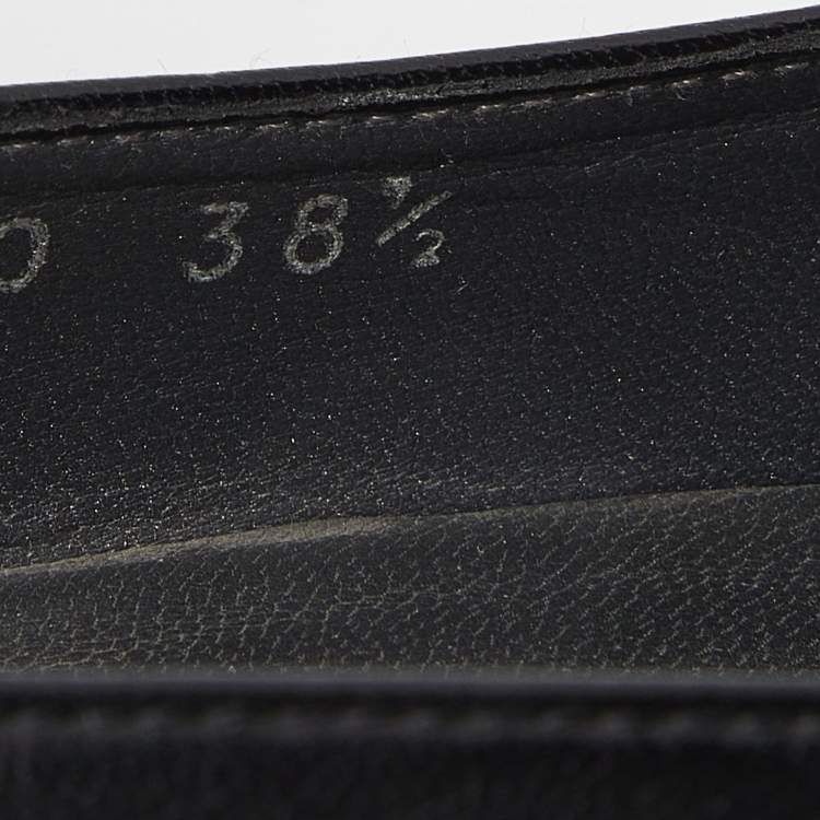 Pre Owned Stuart Weitzman Black Leather Platform Pumps Size 38.5