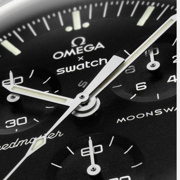 Pre Owned Omega X Swatch Black Grey Bioceramic Velcro MoonSwatch Mission To The Moon SO33M100 Wristwatch 42 mm