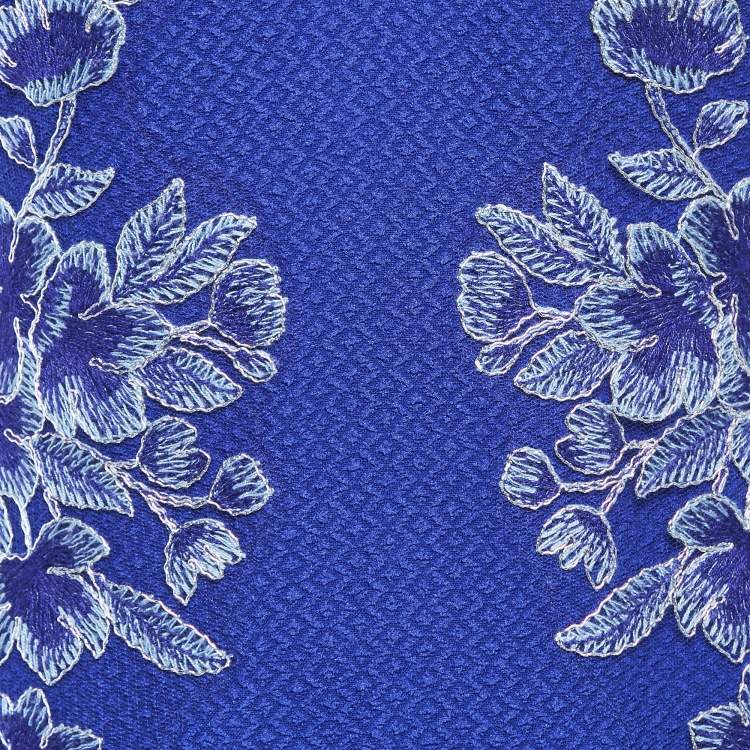 Pre Owned Tadashi Shoji Blue Floral Embroidery Textured Crepe Sleeveless Gown S