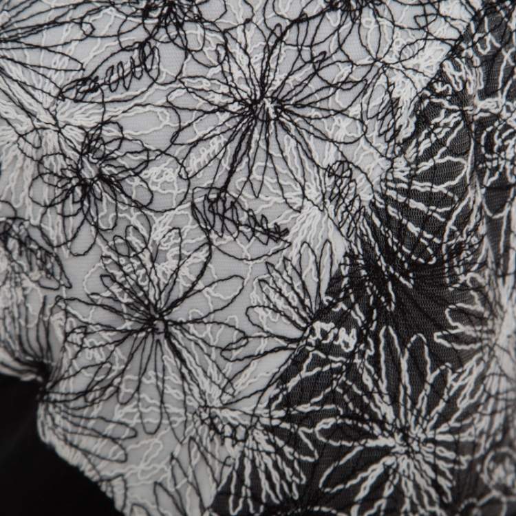 مملوكة مسبقًا Tadashi Shoji Monochrome Floral Embroidered Marissa Gown M