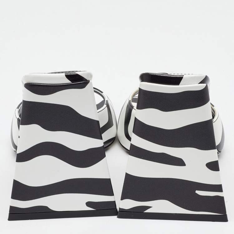 Pre Owned The Attico Black/White Zebra Print Leather Devon Open Toe Sandals Size 36