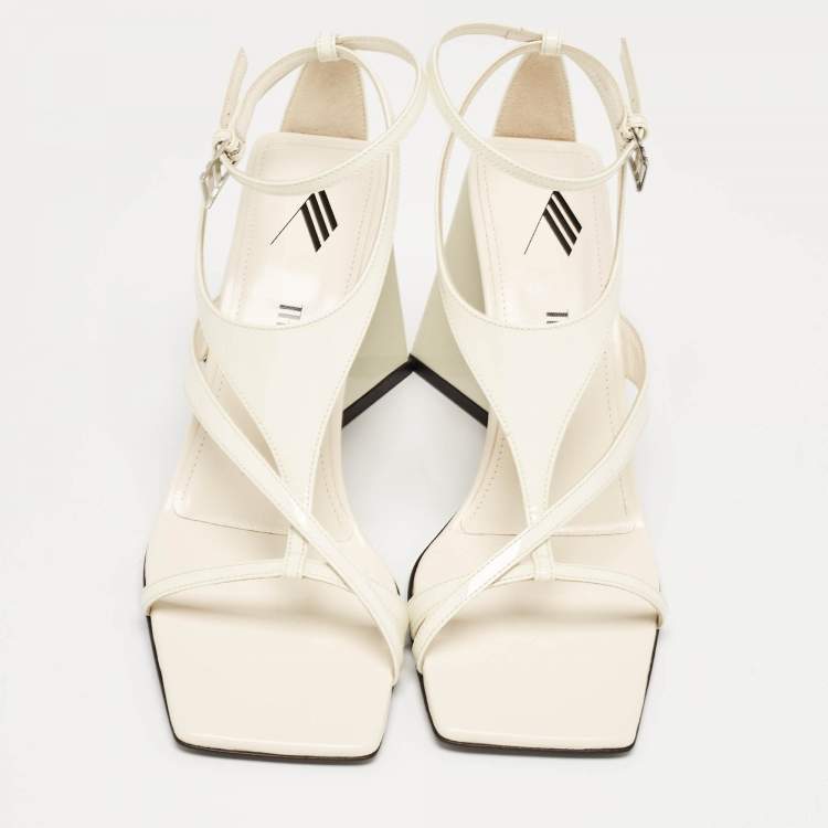 Pre Owned The Attico Cream Patent Devon Ankle Strap Sandals Size 38.5