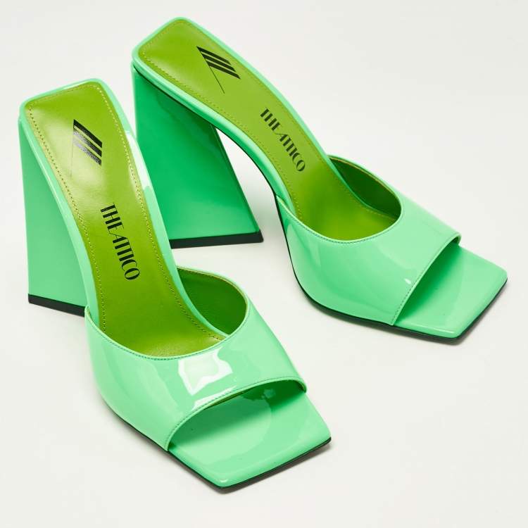 Pre Owned The Attico Neon Green Patent Leather Devon Slide Sandals Size 39